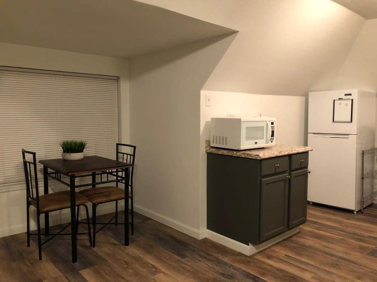 Unwind In A Bright Comfortable Apartment For 3 Pittsburgh Exteriör bild